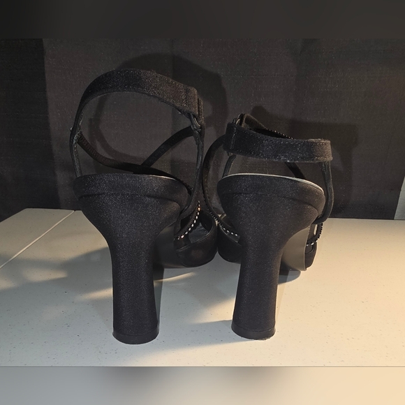 Stuart Weitzman heels black size 6 - Picture 3 of 4